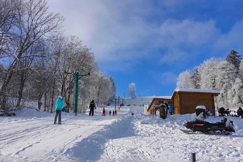 Вилла Tiny Treperka Семили Экстерьер фото